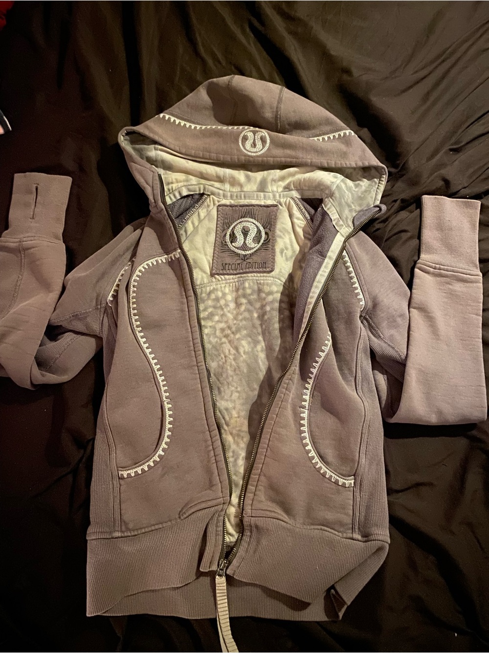 lululemon scuba sweater 2008 limited edition
